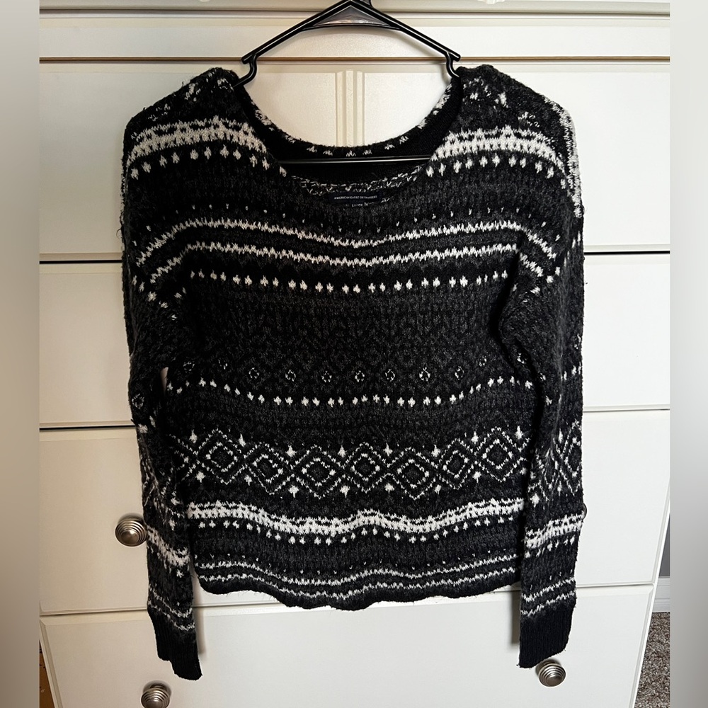 American eagle sweater